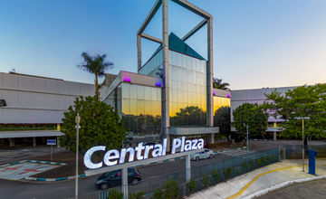 Center Plaza